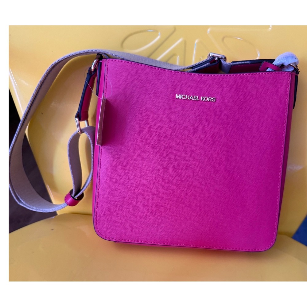 Michael Kors Jet Set Large Crossbody Bag Pink Saffiano Leather Silver Hardware
